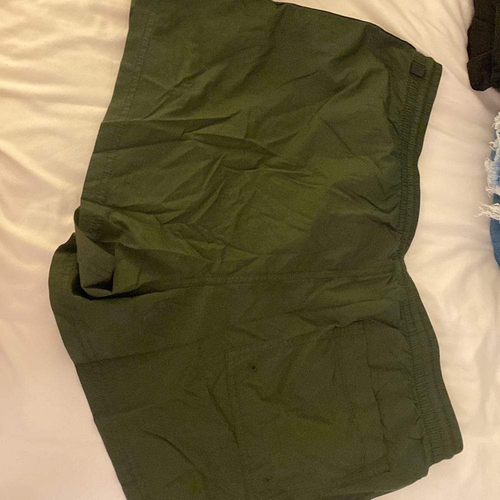 athleta shorts - Picture 2 of 5